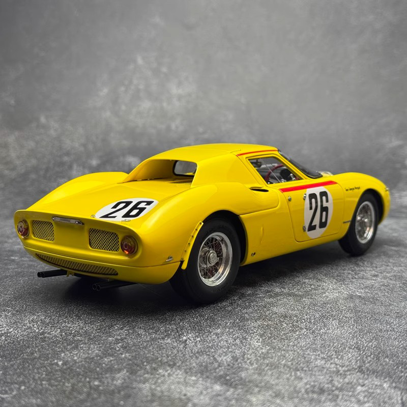 CMC Ferrari 250 LM #26 1:18 Diecast Classic Racing Car Model