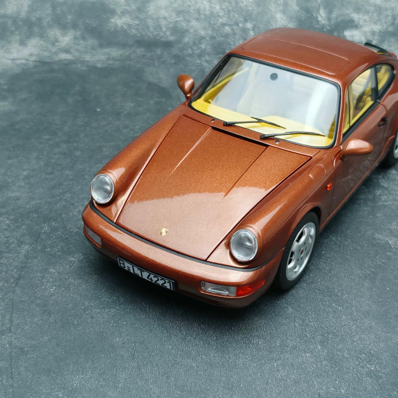 Norev Porsche 911 Carrera 2 1992 1:18 Diecast Model Car