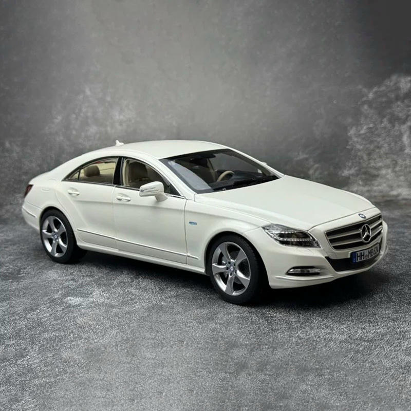 Norev 1:18 Mercedes-Benz CLS-Class Coupe (C218) 2011 Diecast Model