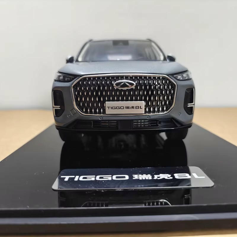 1:18 Chery Tiggo 8L SUV Diecast Model