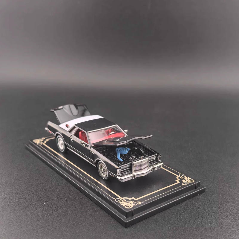 Fine Works 1979 Lincoln Continental Mark V Lowrider 1:64 Diecast Model Car