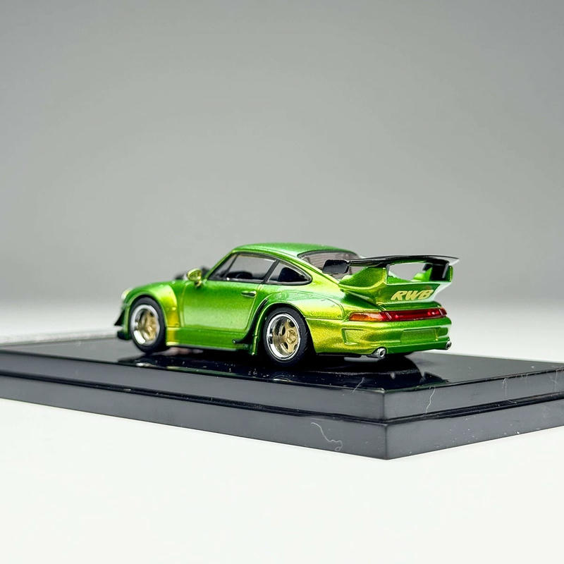 MotorHelix 1:64 Porsche RWB 993 Diecast Model