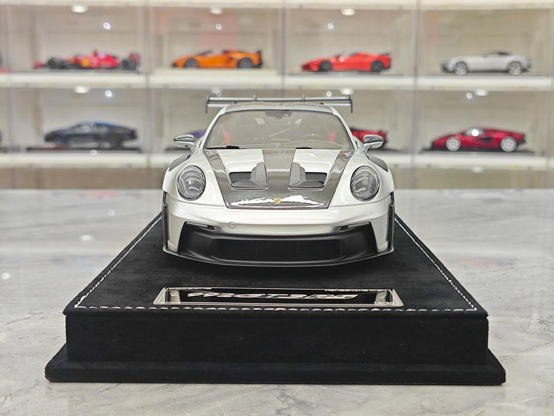 HH Model Porsche 992.1 GT3 RS 1:18 Resin Model Car