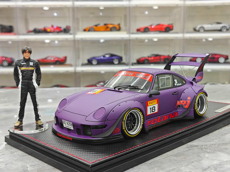 Ignition Porsche RWB 993 with Figure 1:18 Resin Model Car – IG4042