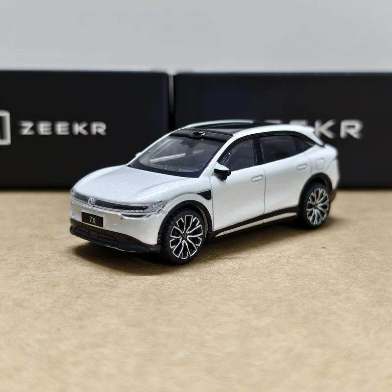 Official 1:64 ZEEKR 7X Diecast Model Car – Geely Electric SUV Alloy Collector Model