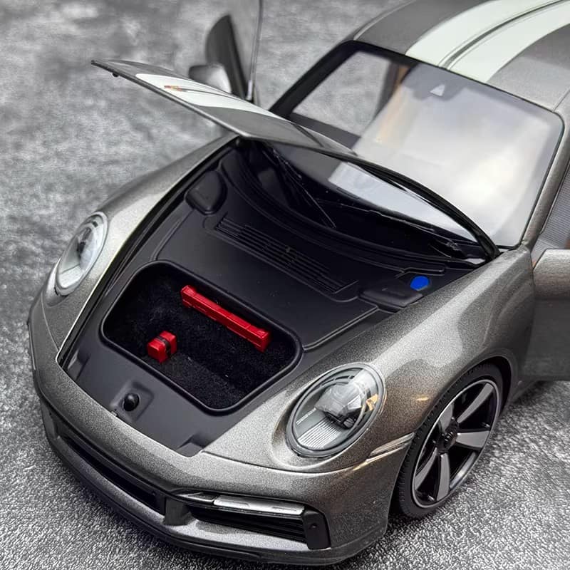 Minichamps 1:18 Porsche 911 (992) Sport Classic 2022 Alloy Diecast Model Car