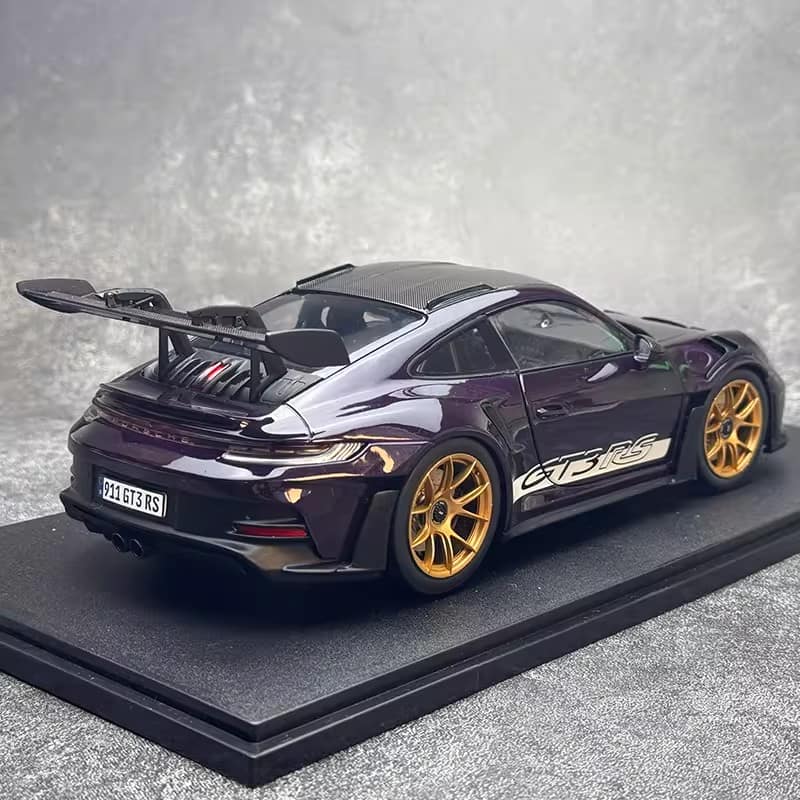 SOLIDO 1:18 Porsche 911 GT3 RS 2024 Diecast Model