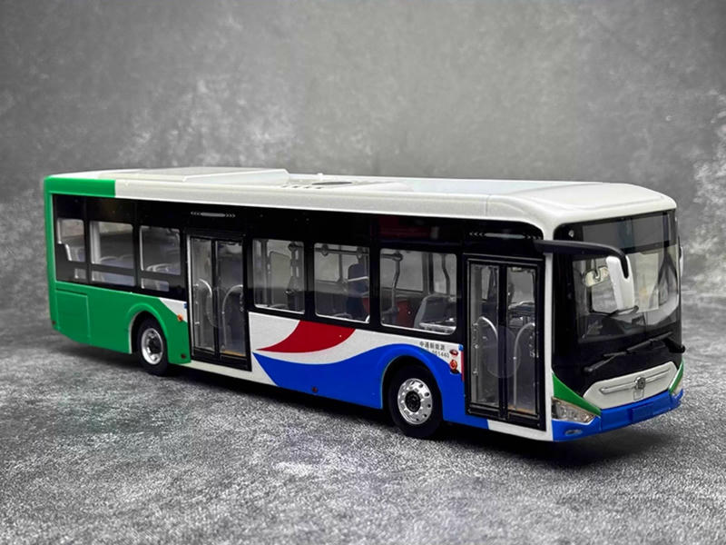 Zhongtong N12 (LCK6126EVGRA1) 1:43 Diecast Qingdao Bus Model