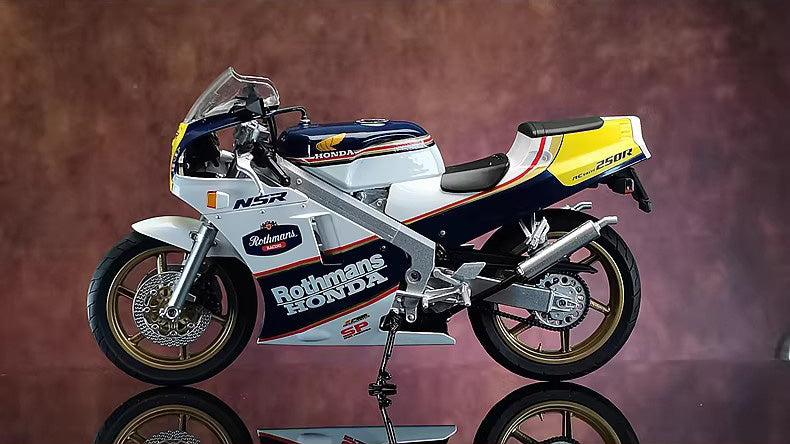 AOSHIMA 1:12 Honda NSR 250R SP R4 Rothmans MC18 Motorcycle Model