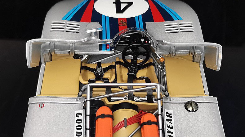 AUTOart 1:18 Porsche 908/03 Diecast Car