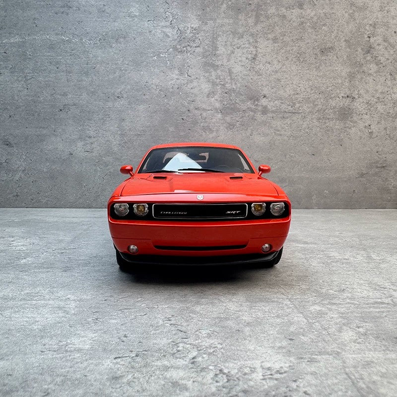 ACME 1:18 2010 Dodge Challenger SRT8 Diecast Model Car A1806034 – American Muscle Collector