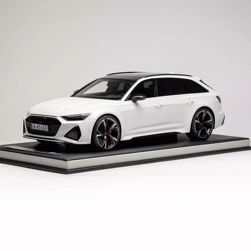 MOTORHELIX 1/18 ナルドグレー　Audi RS6 Avant MOTORHELIX 1/18 ナルドグレー Audi RS6 Avant MOTORHELIX 1/18 ナルド