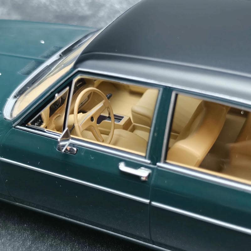 NOREV 1:18 Opel Diplomat V8 1969 Diecast Model Car – Classic German Luxury Sedan Collectible