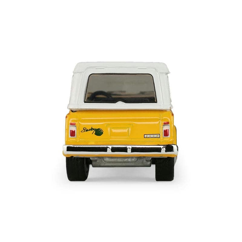 GreenLight 1:64 Smokey Bear Jeepster Commando Diecast Model