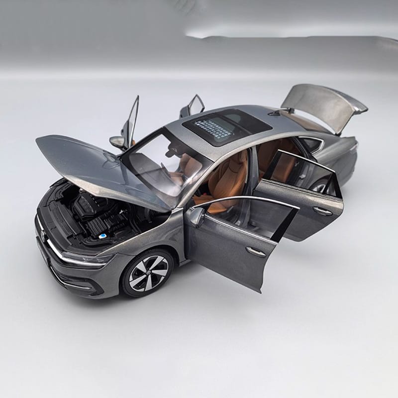 FAW-Volkswagen B9 Magotan 2024 1:18 Alloy Model Car