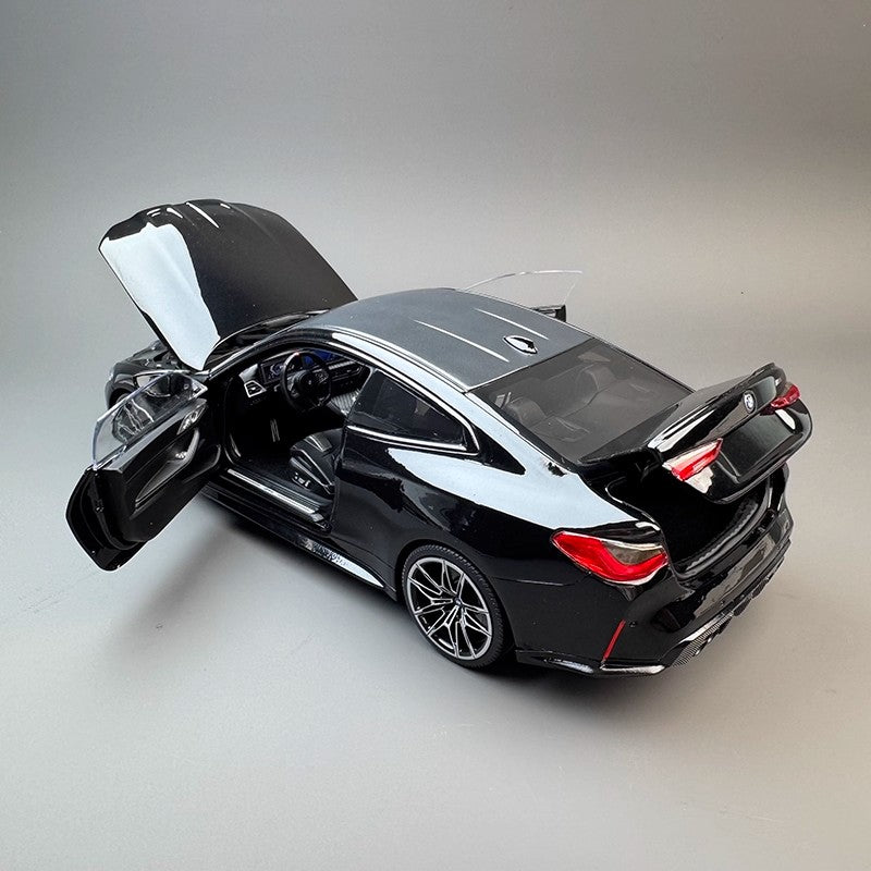 Minichamps 1:18 BMW M4 2024 Diecast Car