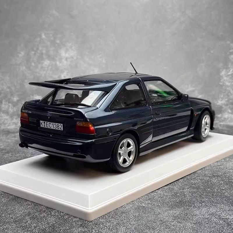 Norev 1:18 Ford Escort RS Cosworth 1992 Diecast Model Car