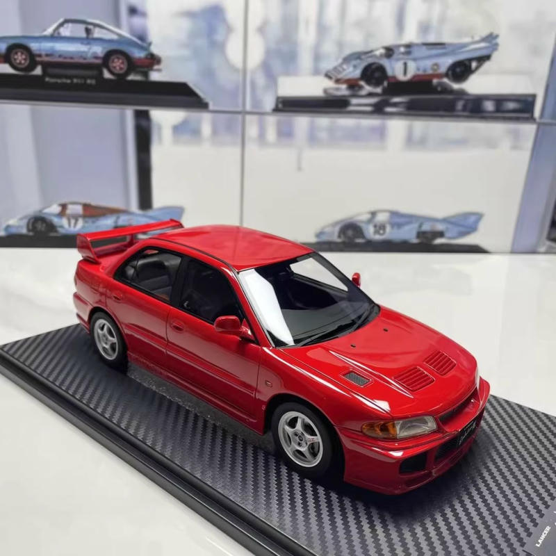 One Model 1:18 Mitsubishi Lancer Evolution III Resin Model