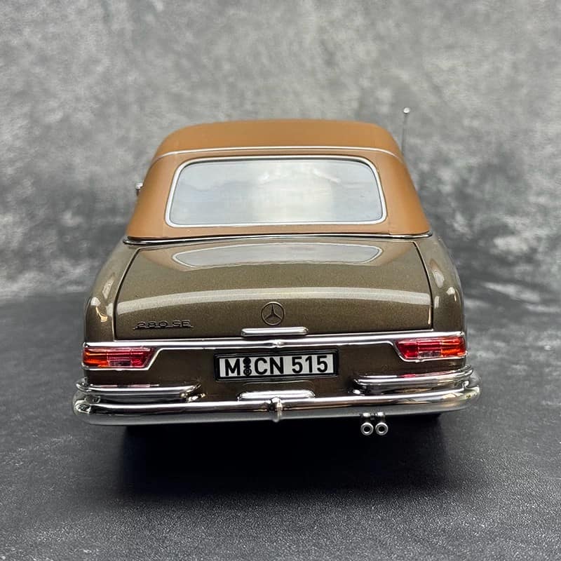 NOREV 1:18 Mercedes-Benz 280 SE Cabriolet W111 Diecast Model Car – Removable Soft-Top Roof Collectible