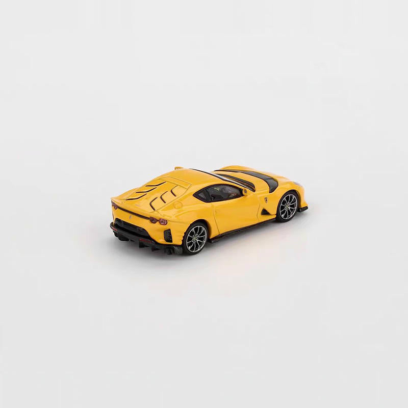 BBR 1:64 Ferrari 812 Competizione Model Car – YX car model