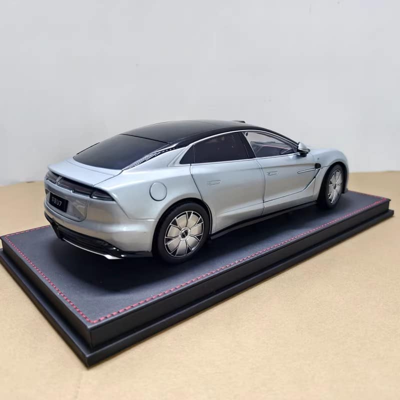 Original Manufacturer 1:18 BYD Yangwang U9 Electric Hypercar Diecast Model
