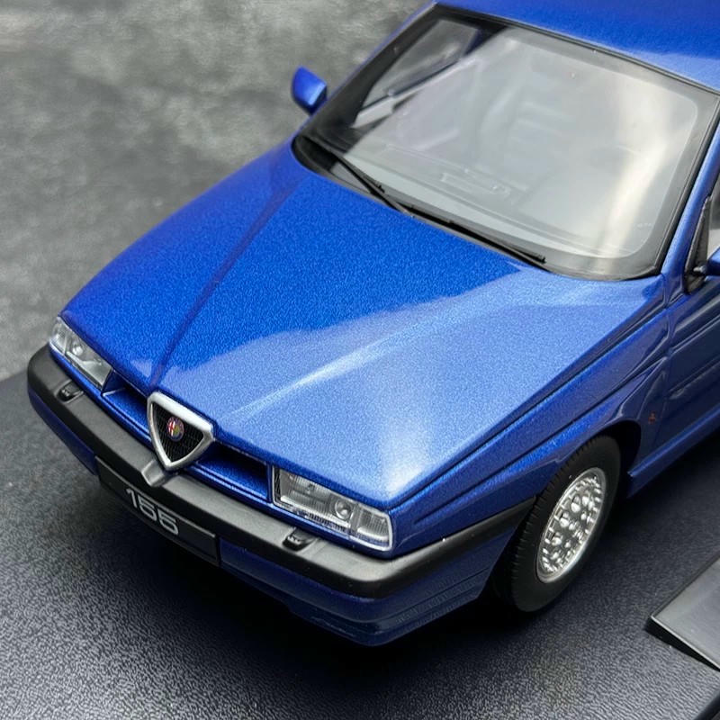 Alfa Romeo 155 Carabinieri 1996 1:18 KK Diecast Model Car