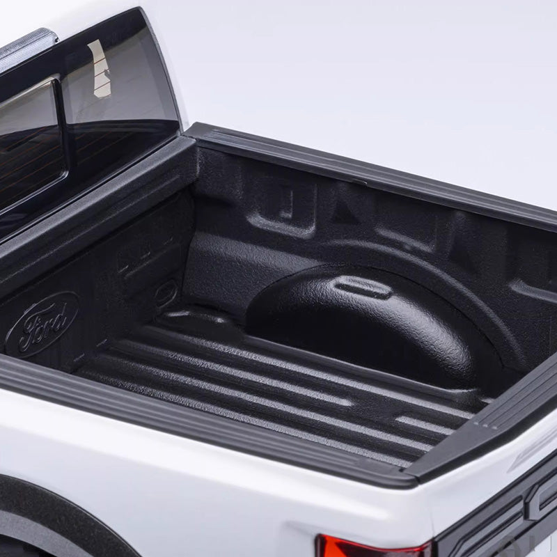 AUTOart 1:18 Ford F-150 Raptor SuperCrew 2019 Diecast Model Truck