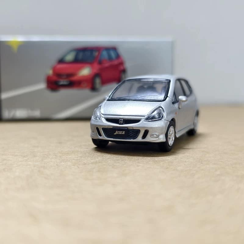 Sonic Gear 1:64 Honda Jazz 2001 Diecast Model