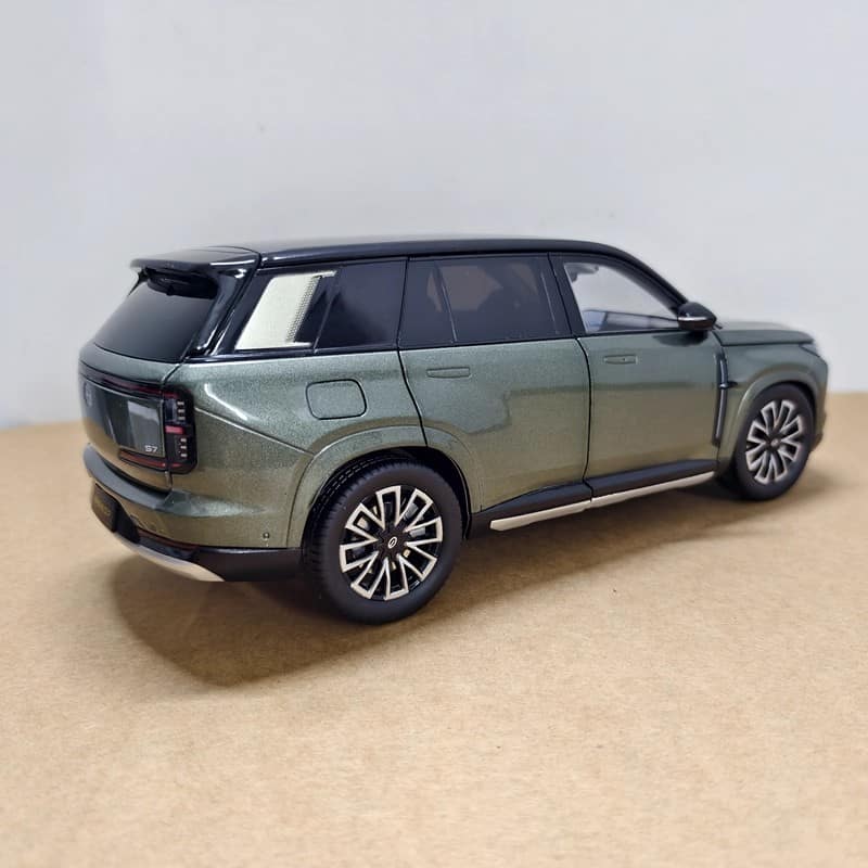 GAC Trumpchi Xiangwang S7 2025 OEM 1:18 Diecast Model Car