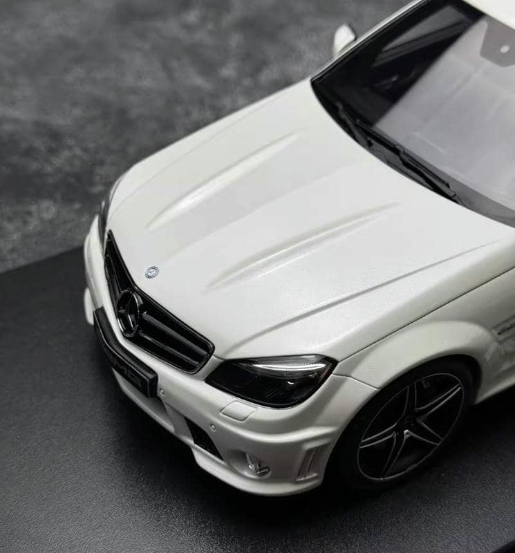 GT Spirit 1:18 Mercedes-Benz C63 AMG Resin Model