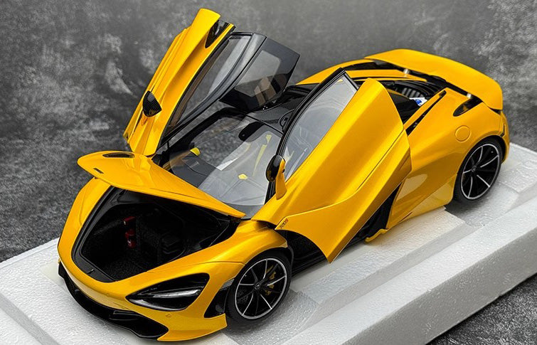 Autoart 1:18 For McLaren McLAREN 720S sports car model collection ornament