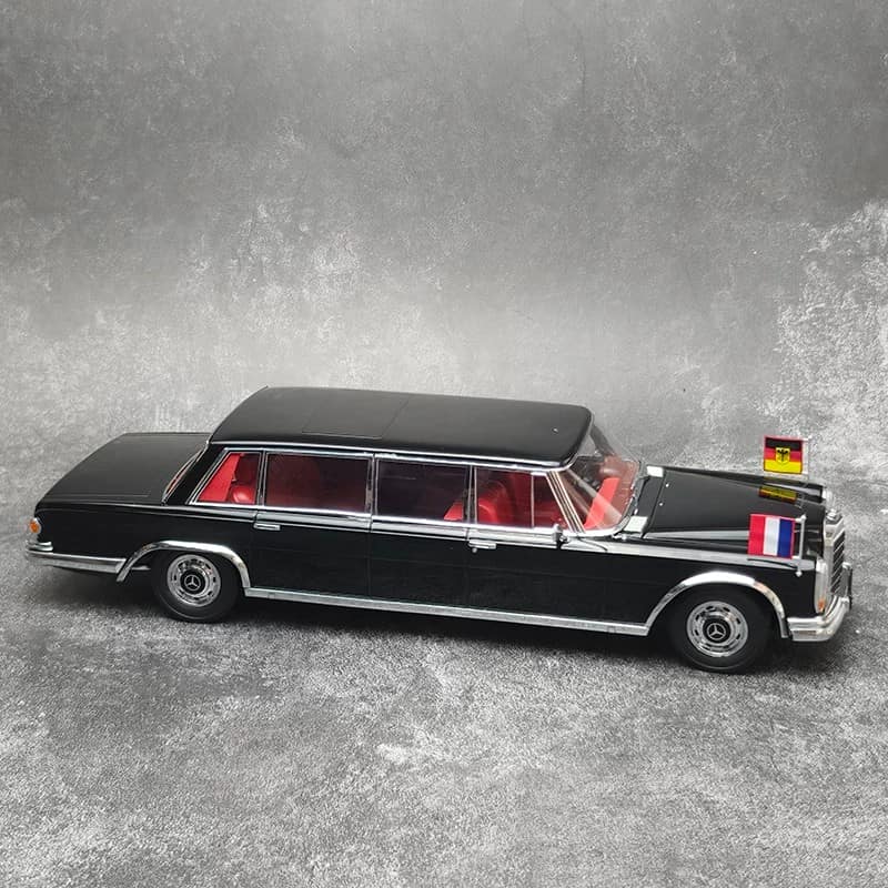 KK Scale Mercedes-Benz 600 Pullman W100 1:18 Diecast Model Car