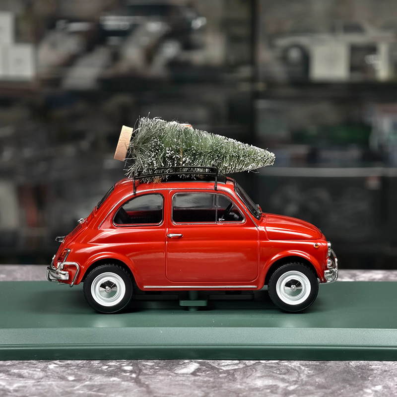 NOREV 1:18 Christmas Edition Volkswagen Beetle, Porsche 911 &amp; Fiat 500 Diecast Model Cars