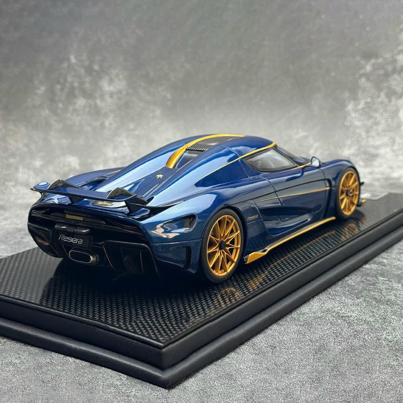 Frontiart 1:18 Koenigsegg Regera Resin Model Car — Carbin Dark Blue