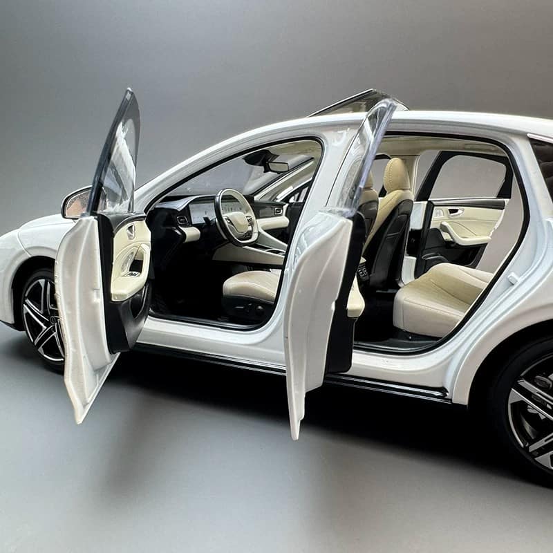 SAIC Roewe D7 EV 1:16 Official Licensed Diecast Model