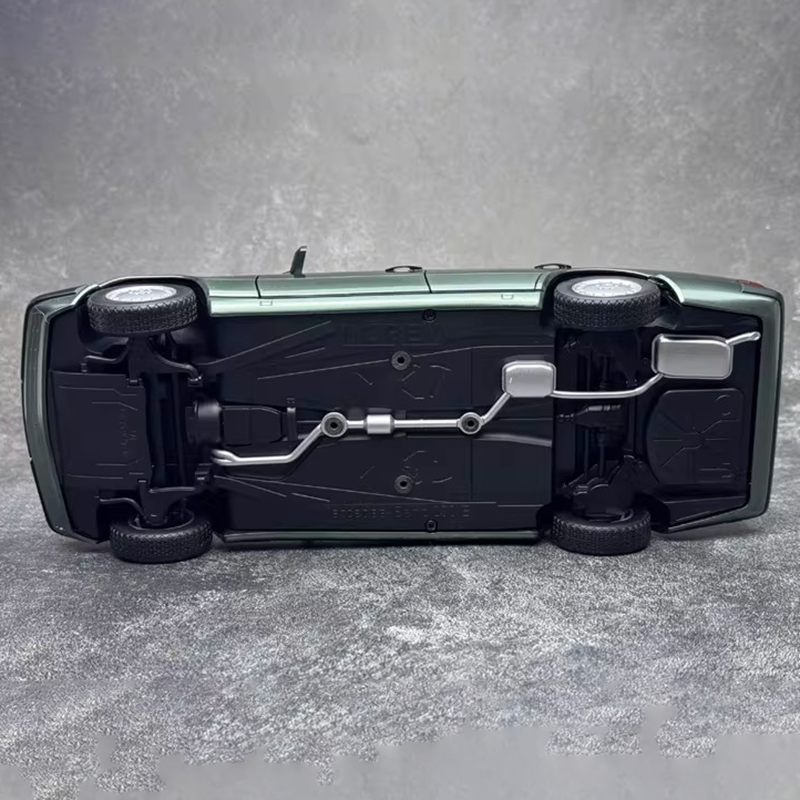 NOREV 1:18 Mercedes-Benz 230E W124 1990 Alloy Diecast Model Ca