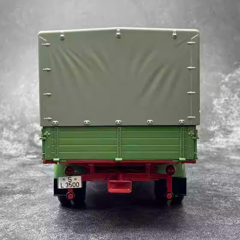 Mercedes-Benz L3500 Truck Transporter 1:18 Diecast Model