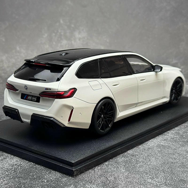 SOLIDO 1:18 BMW M5 Touring Diecast Model Car
