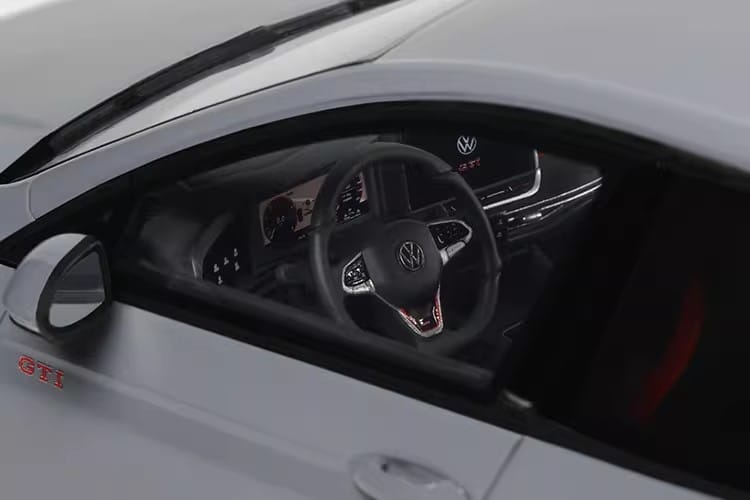 OTTO 1:18 Volkswagen Golf VIII GTI 2024 Resin Model – Grey(OT1137)