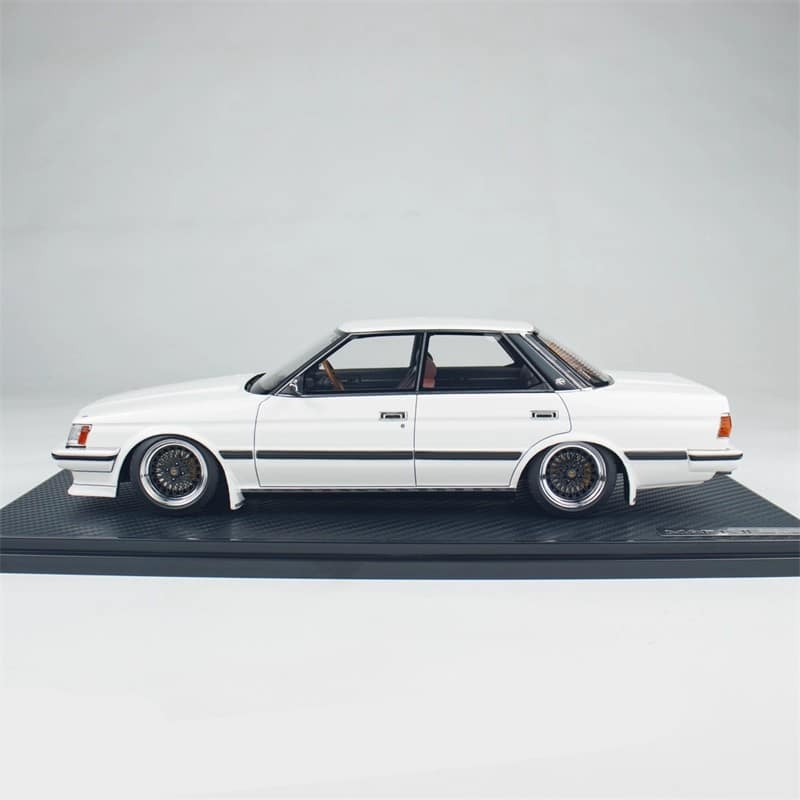 Ignition Model Toyota Mark II 1:18 Resin Model Car – YX car model