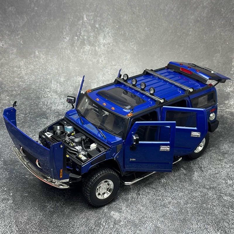 HIGHWAY61 1:18 Hummer H2 Diecast Model – Blue