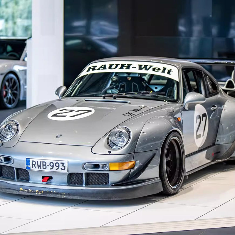 GT Spirit 1:18 Porsche 993 RWB “YUIITSUMUNI” Resin Model — GT522