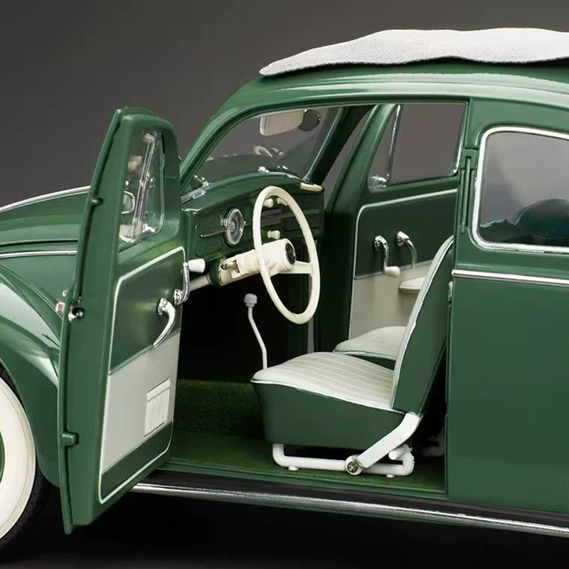 Sun Star 1:12 Volkswagen Beetle Convertible Limited Edition Diecast Model