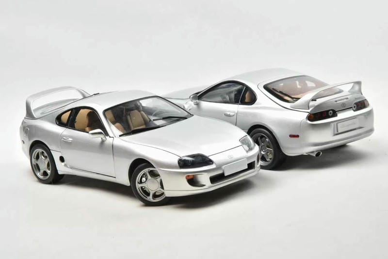WHELART 1:18 Toyota Supra A80 Diecast Model Car