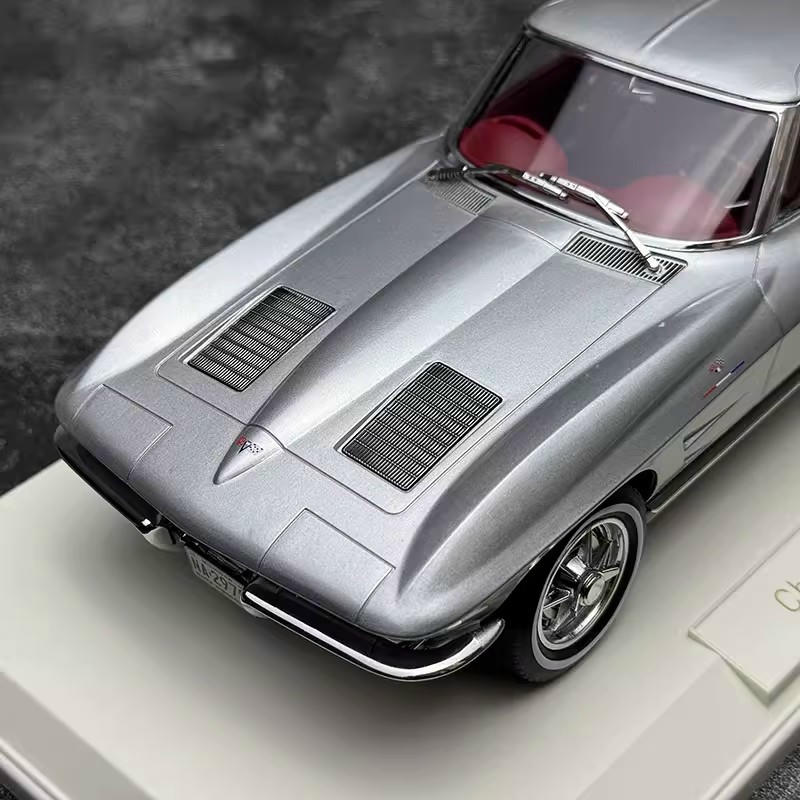 Norev 1:18 Corvette Sting Ray 1963 Diecast Model Car