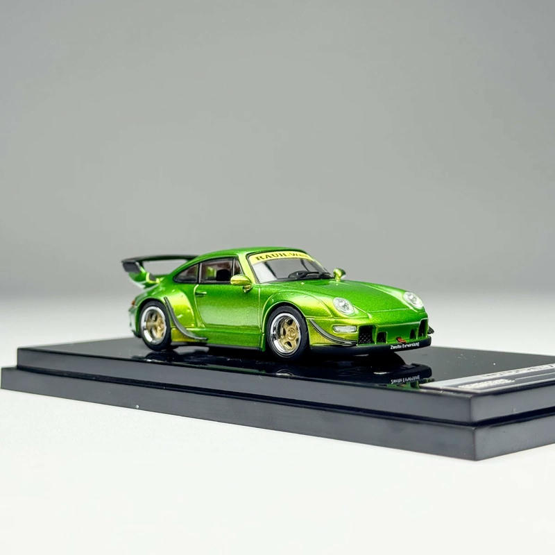 MotorHelix 1:64 Porsche RWB 993 Diecast Model