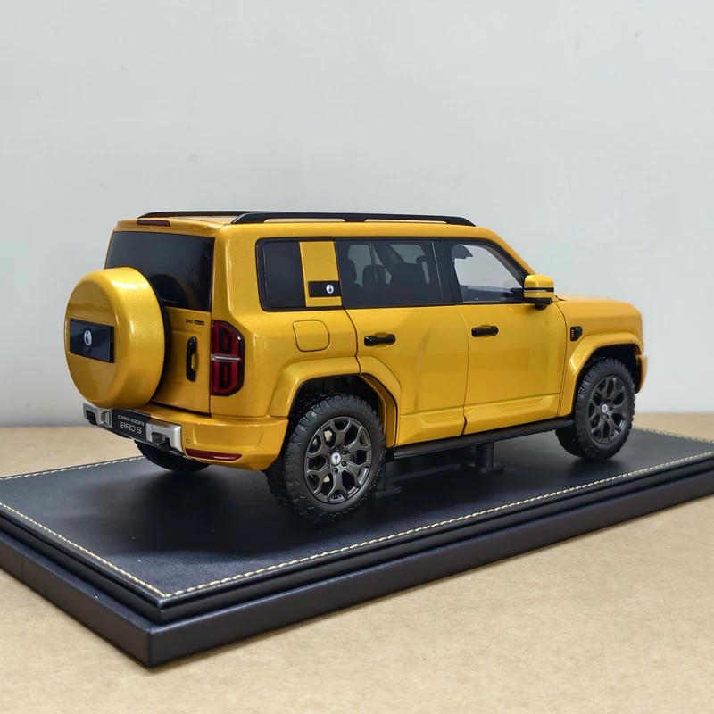 BYD BAO 5 1:18 Diecast Model Car – Gold