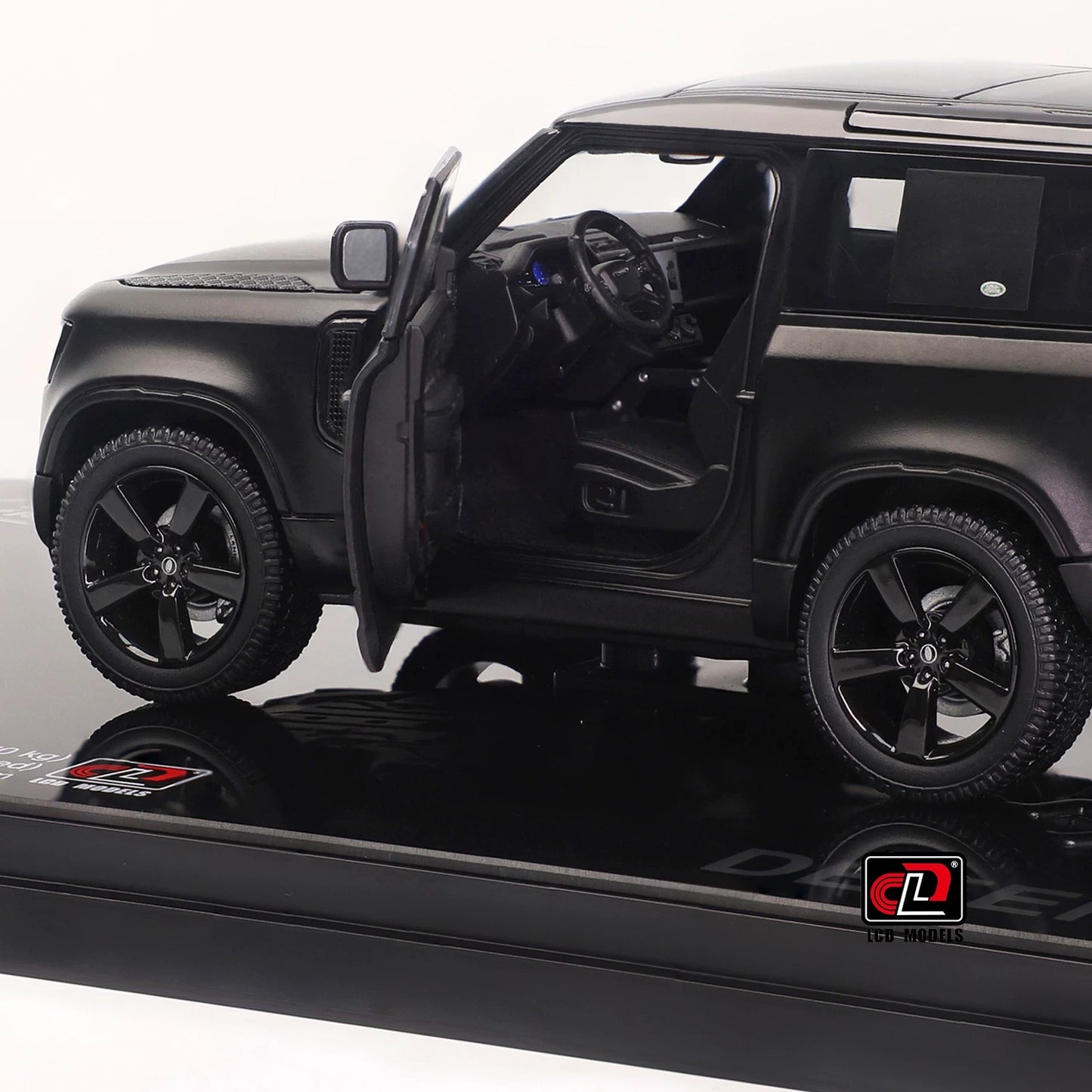 LCD Models 1:43 Land Rover Defender 90 Diecast Model