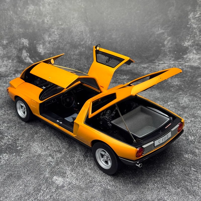 NOREV 1:18 Alloy Model – Iconic Vertical Engine Design with Opening Features