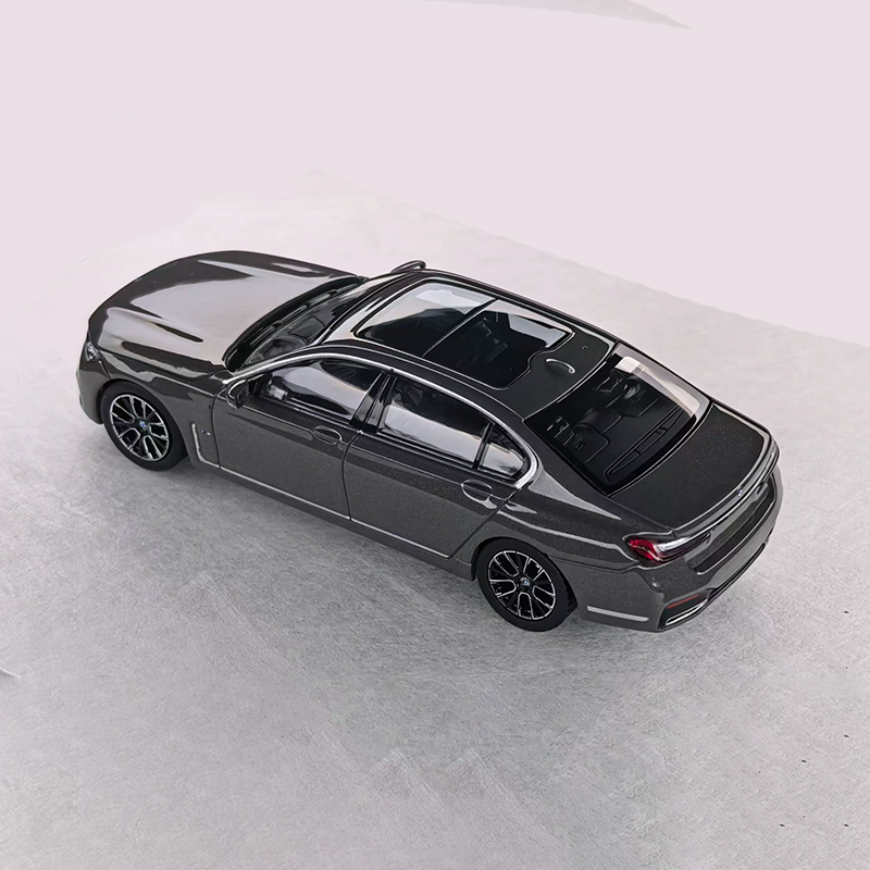 Official BMW 7 Series 1:64 Diecast Model Car Collection Set